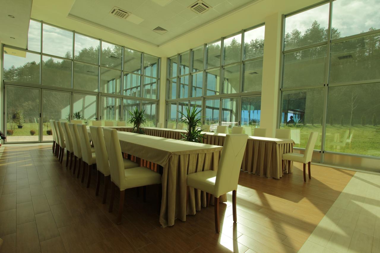 Hotel La Villa Gjakova Eksteriør bilde